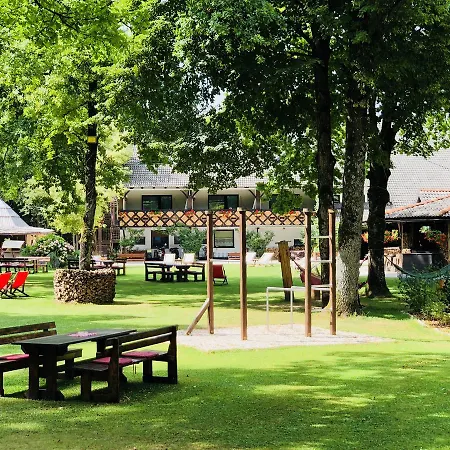 Glamping Pibernik - Pr' Hostar בלד