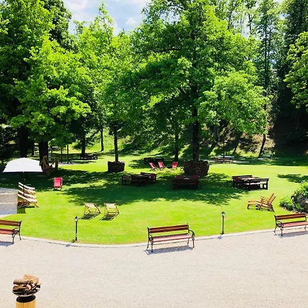 Village de vacances Glamping Pibernik - Pr' Hostar Bled