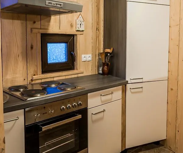 Parco vacanze Glamping Pibernik - Pr' Hostar 3*