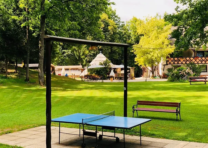 Aldeamento Turístico Glamping Pibernik - Pr' Hostar 3*