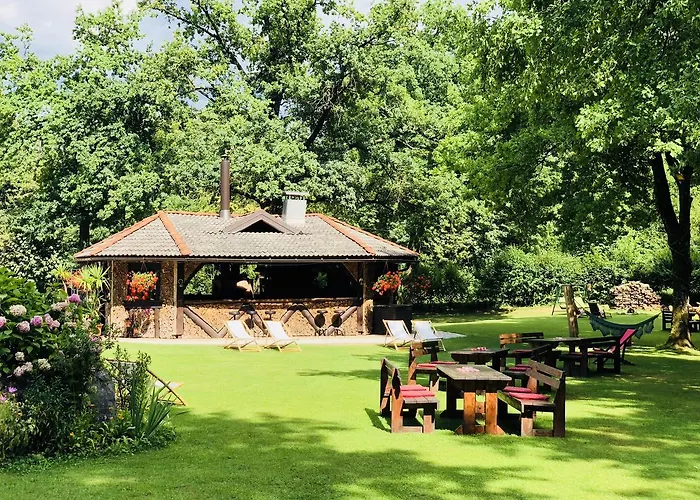 Glamping Pibernik - Pr' Hostar База отдыха