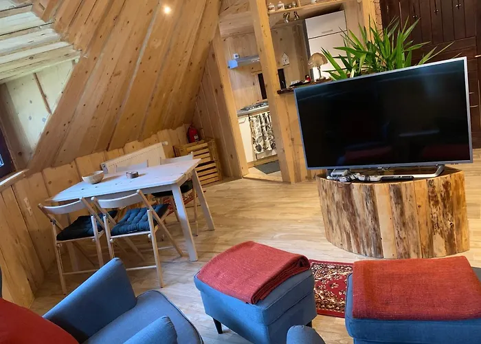 Glamping Pibernik - Pr' Hostar 3* Bled